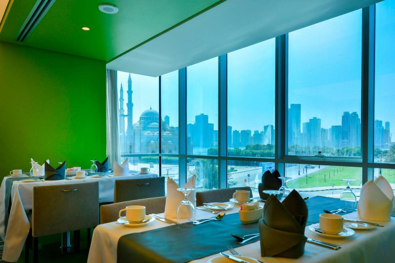 Hotel 72 Sharjah Waterfront Eksteriør bilde